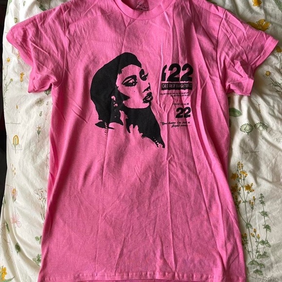 Kali Uchis tour tee - Picture 3 of 3